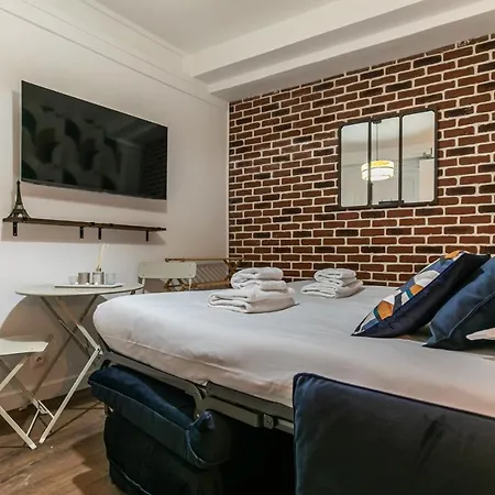 Apartment Mba Splendide Saint-michel Centre