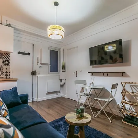 Mba Splendide Saint-michel Centre *