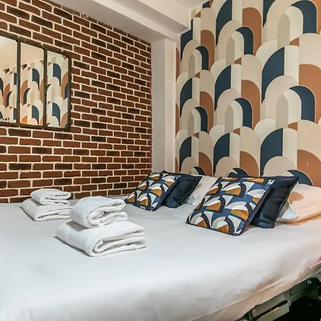 Mba Splendide Saint-michel Centre *